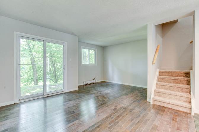 Photo of Peter Piniotes's room