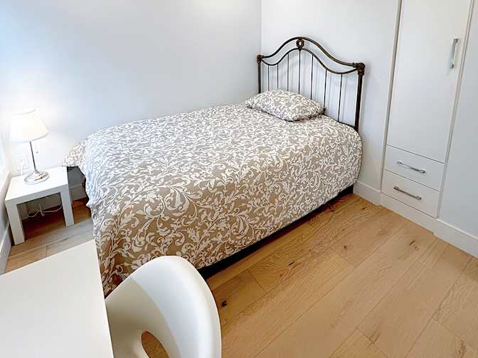 Photo of Shahram's room