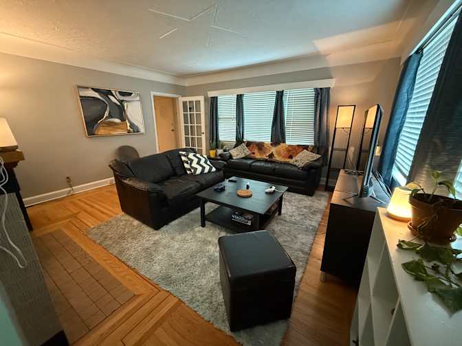 Photo of Taylor's room