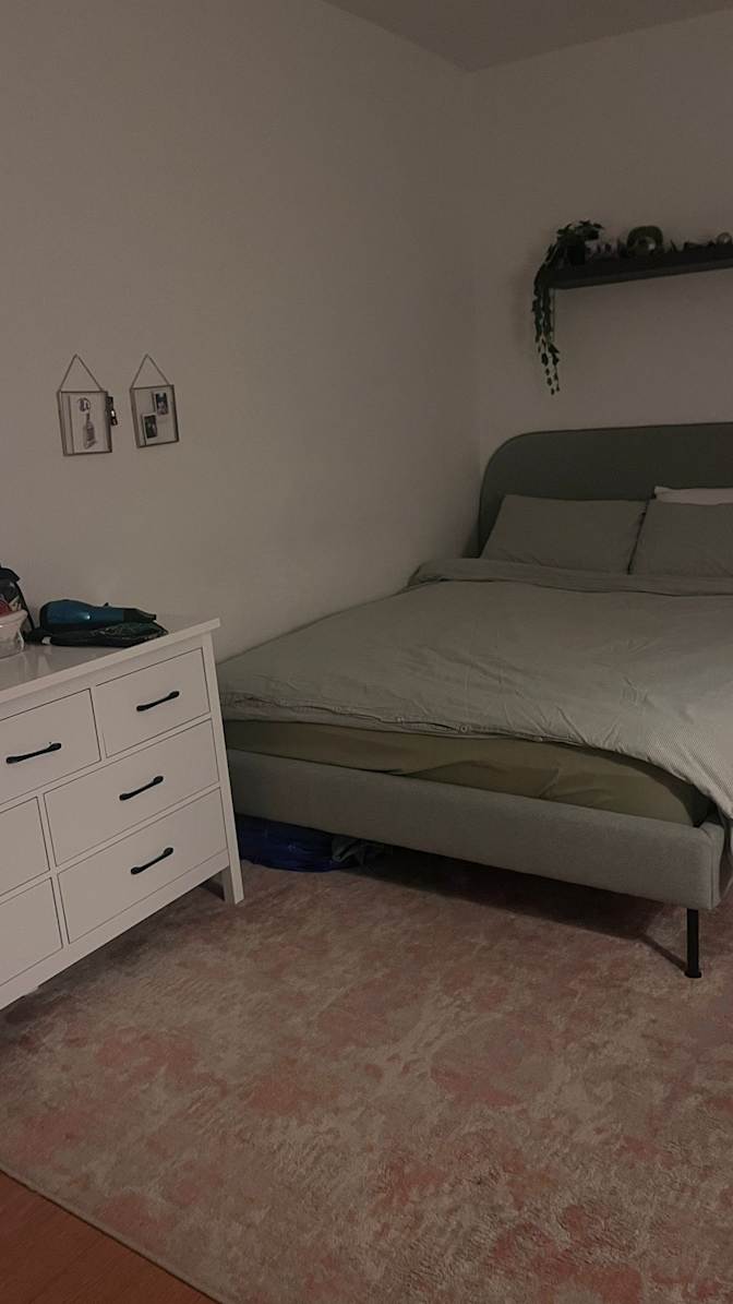 Holly Clausius's room