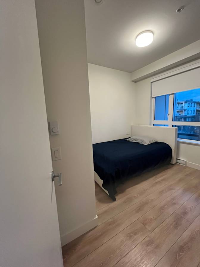 Itzel De La Garza's room