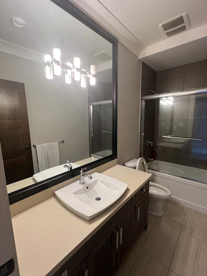 Kelley Chalmers's room