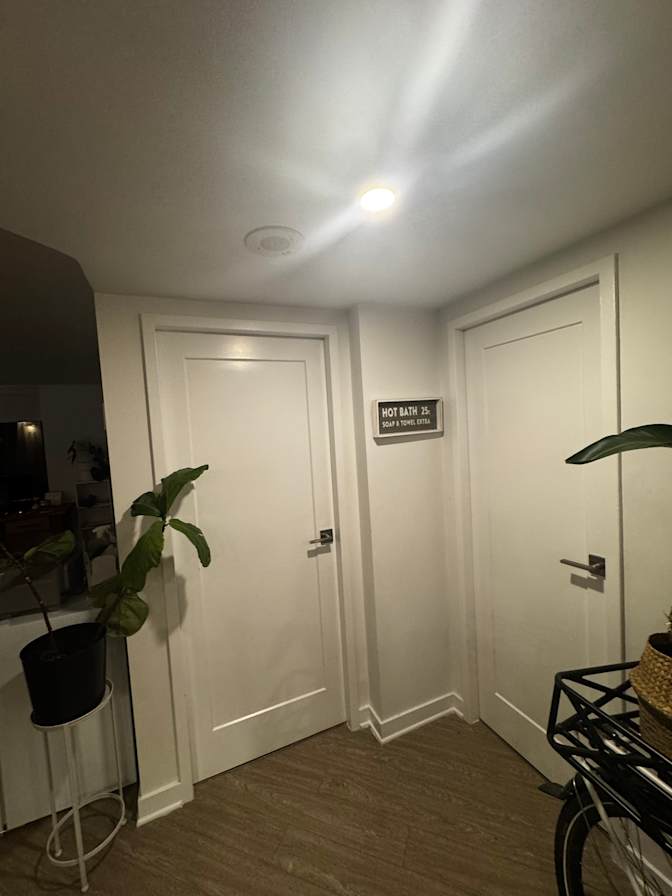 Photo of Aylár's room