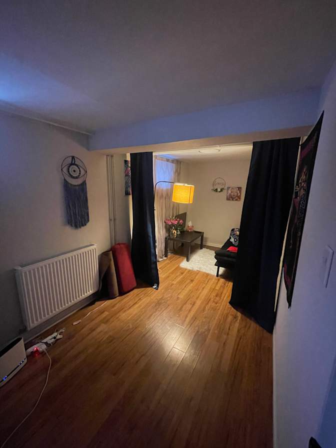 Emma Anderson's room