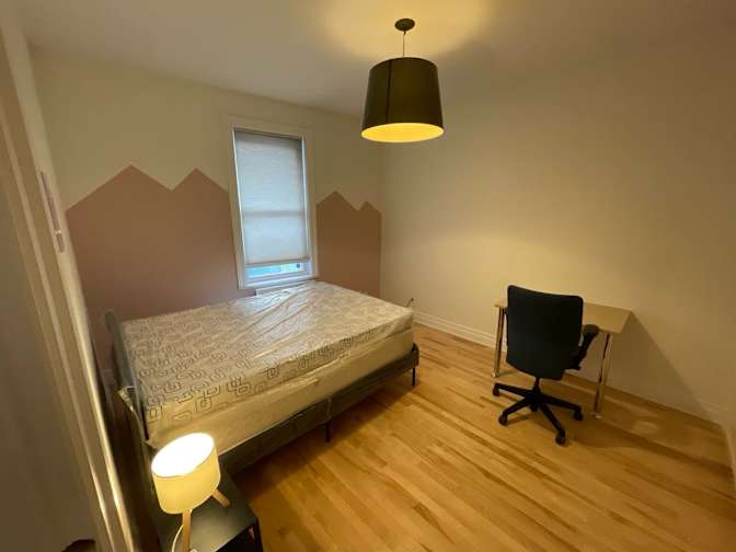 Photo of Atbin's room