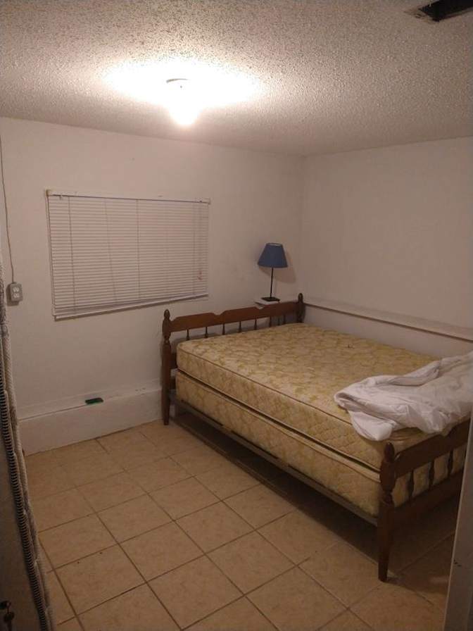 Photo of Akinna Kronemeyer's room