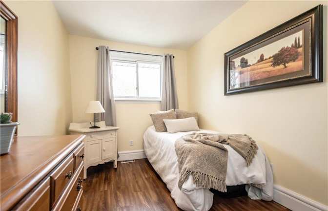 Photo of Larson's room