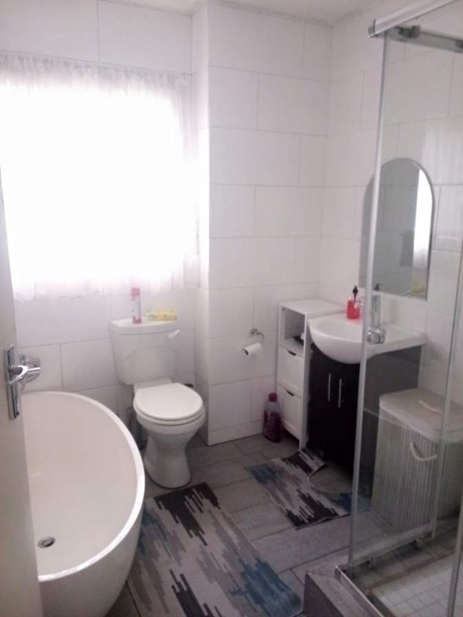 Photo of Sinethemba's room