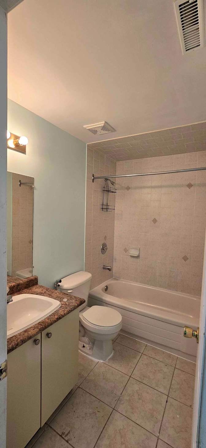 Aninda Shafayet's room