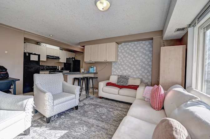 Photo of Naomi Jade's room