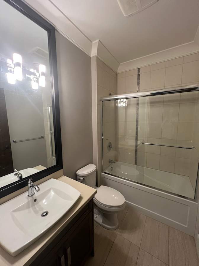 Kelley Chalmers's room