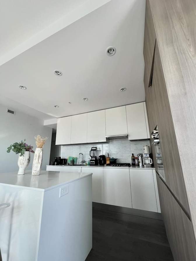 shessid Avila's room