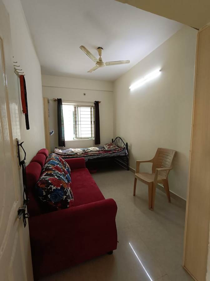 Photo of Liza Thacker's room