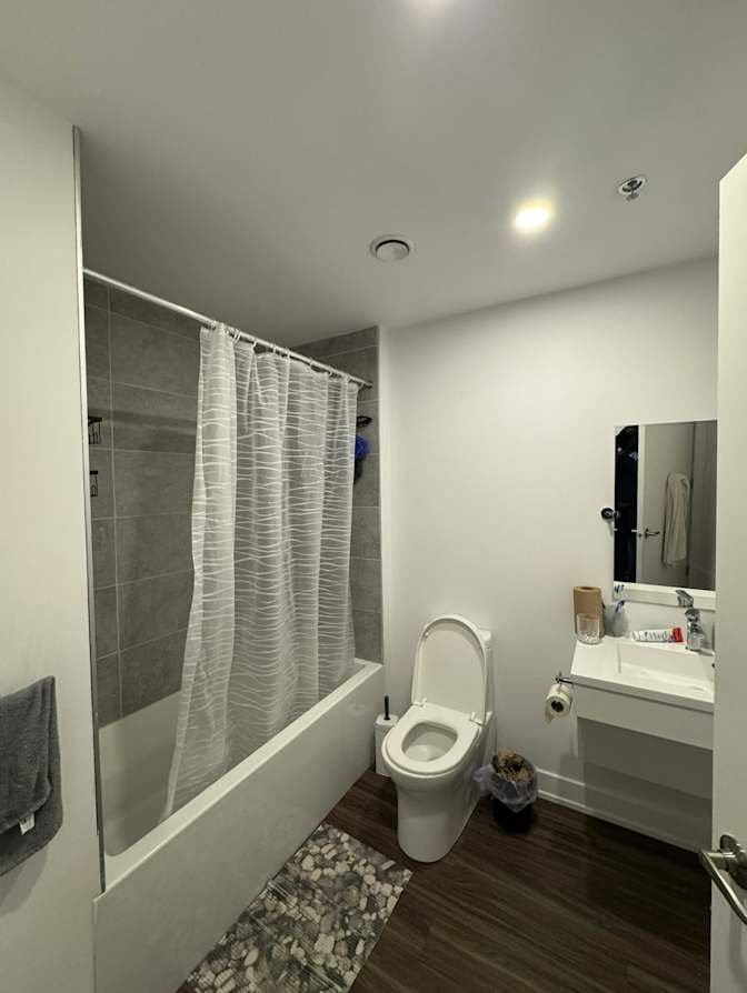 Mubaraq Olamide's room