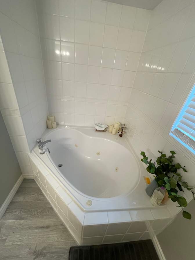 Ariana bendfeld-lord's room