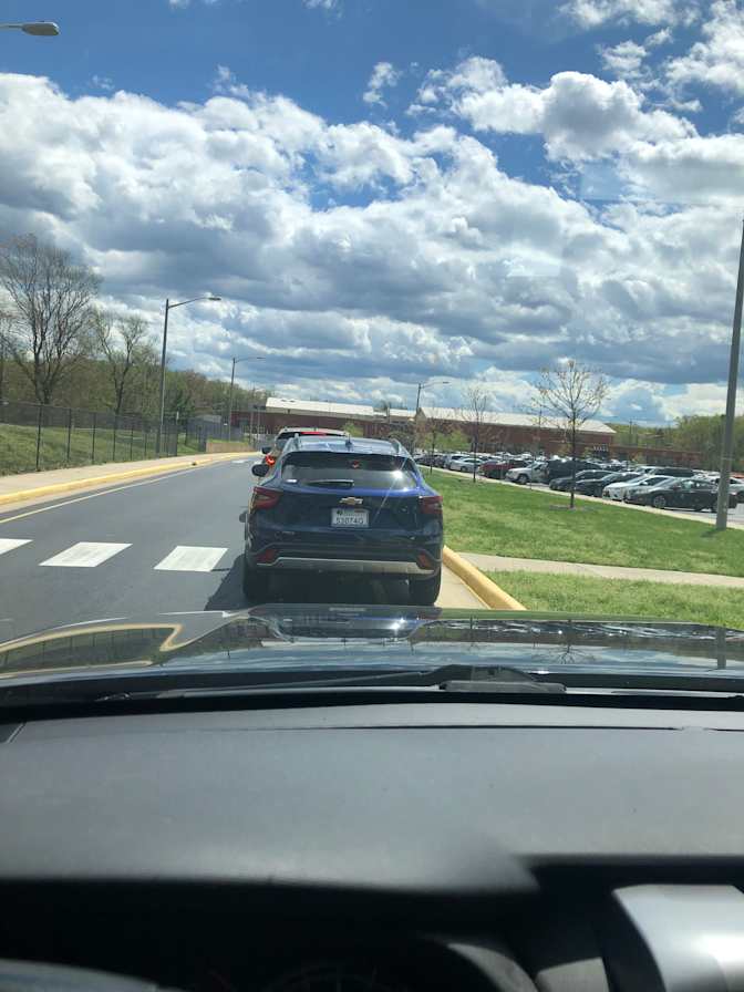 Private room to rent in share house Clermont Drive,...