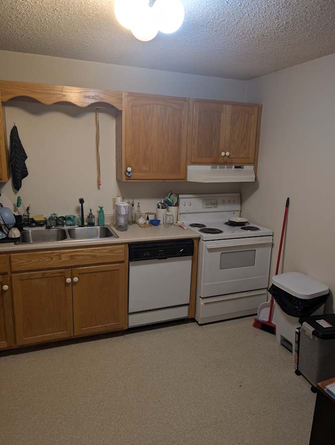 Maryna Myronenko's room