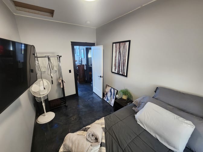 Adrienne kendall's room