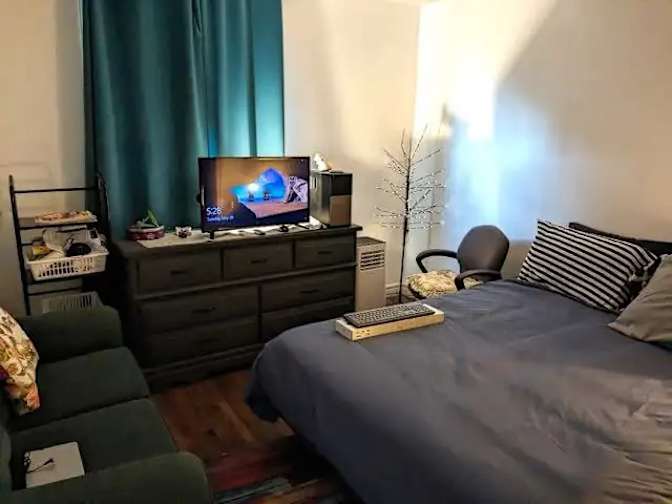 john bortolin's room