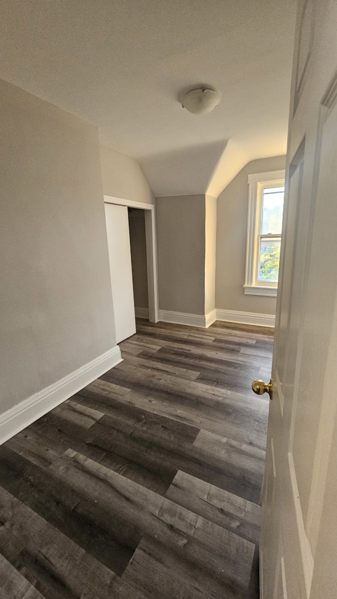 Photo of Motaz's room