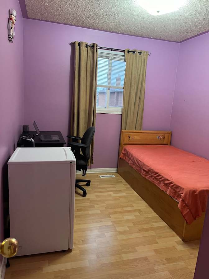 Shahnila Raza's room