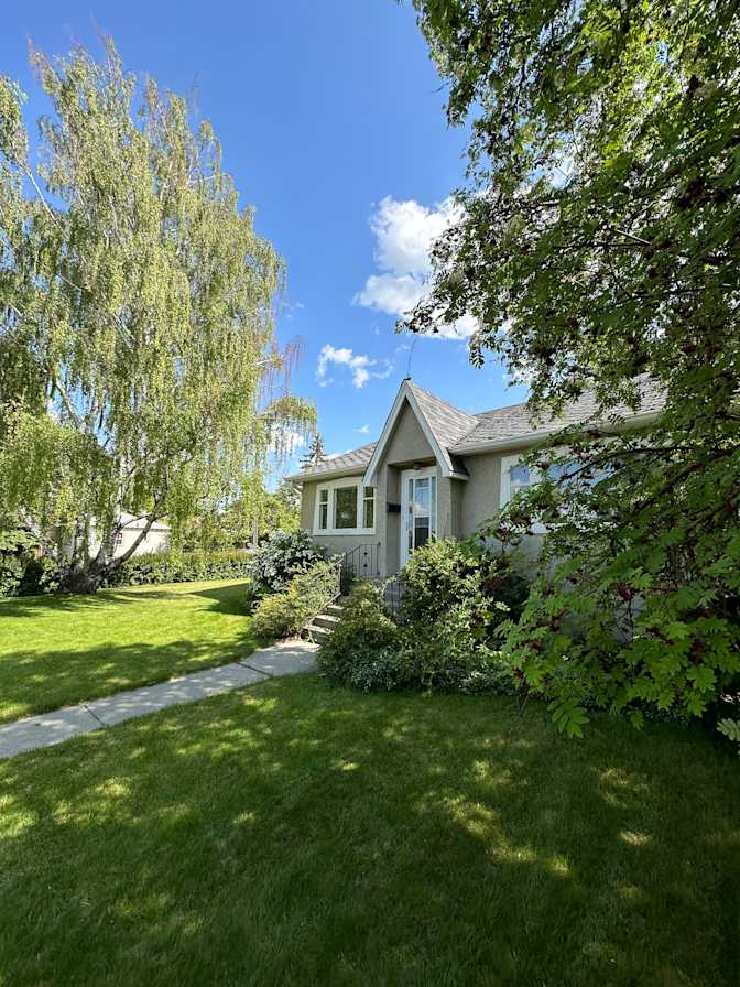 charlie leckenby's room