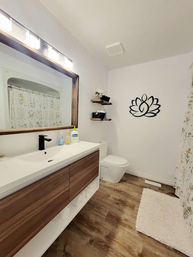 Photo of CHANTAL's room