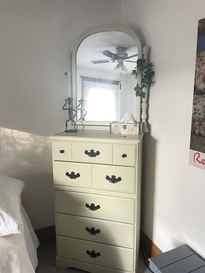 Jennie's room