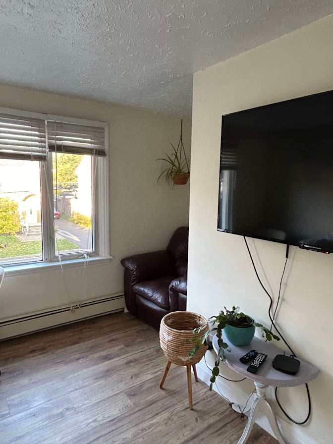 Photo of Celia Mason's room