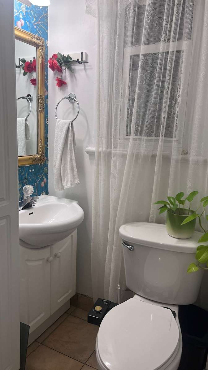 Holly Clausius's room