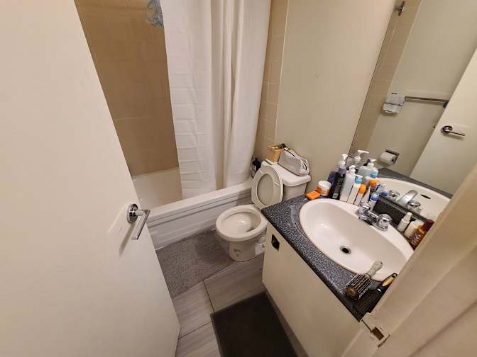 Magnolia Holzwarth's room