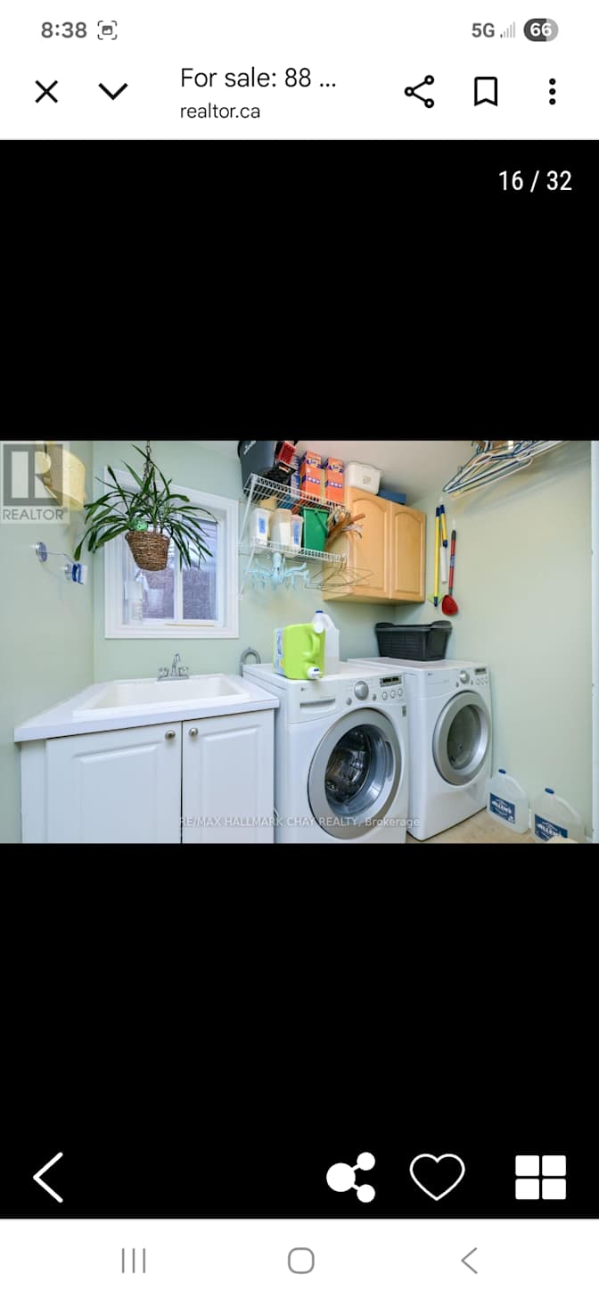 Photo of Mike Annis's room