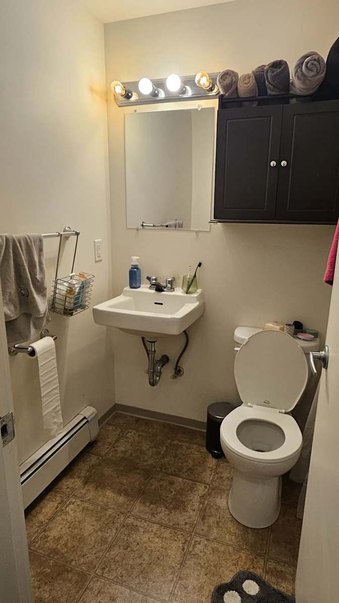 Photo of Vivian's room