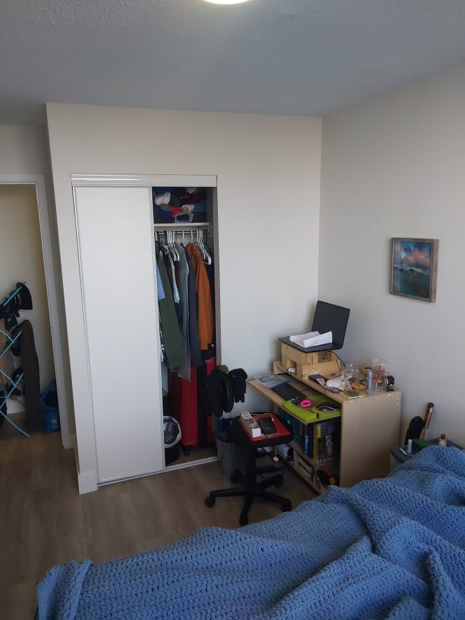 Photo of Elliott's room
