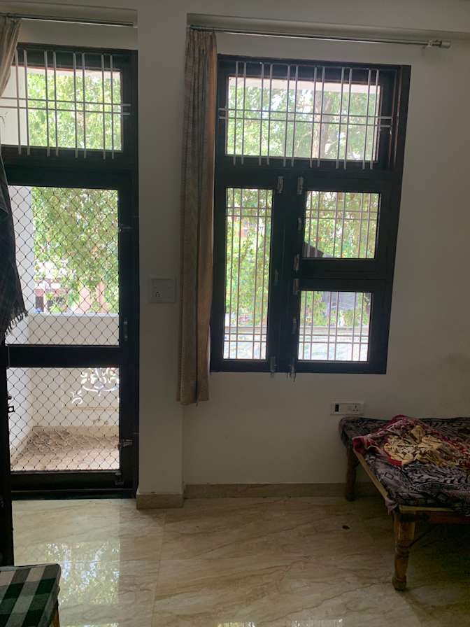 Photo of Chakrawarti's room