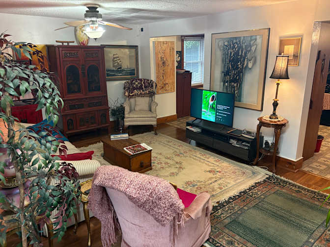 Photo of Douglas Rennie's room