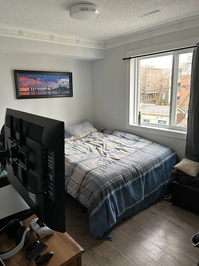 Photo of Spencer's room