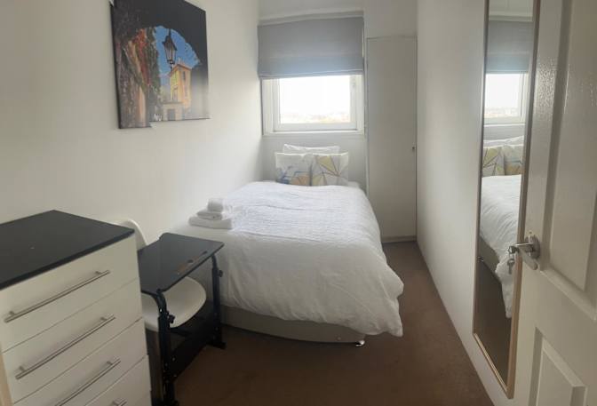 Photo of Ander's room