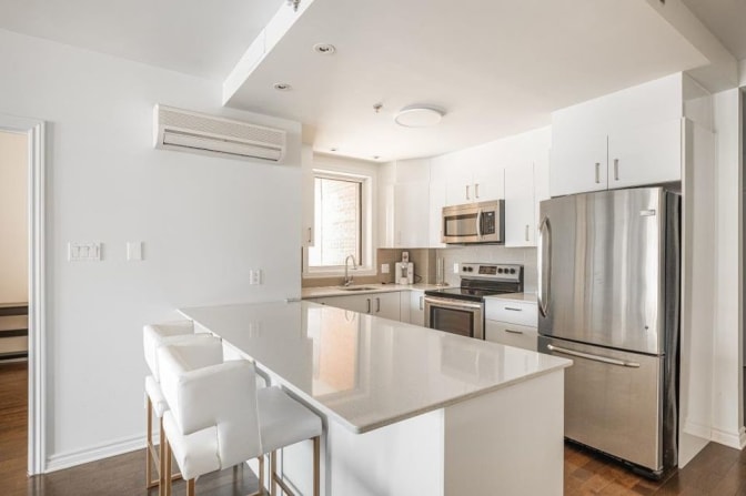 Matthew Achkarian's room