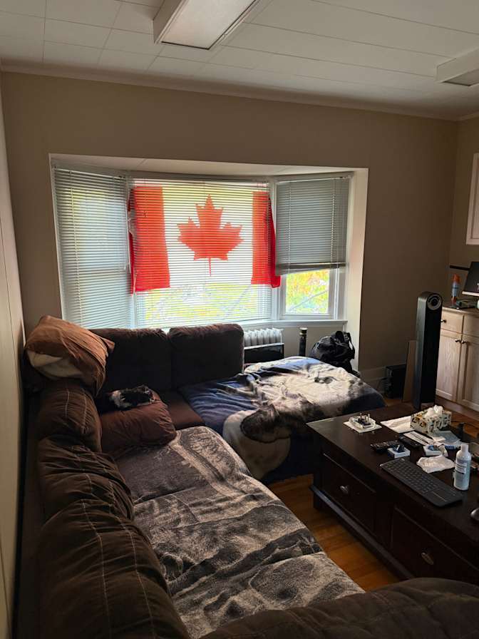 Robert Perault's room