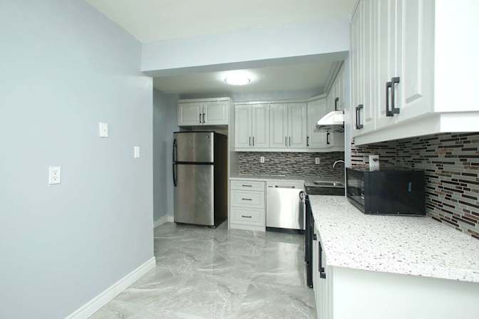 Tolobi Rental's room