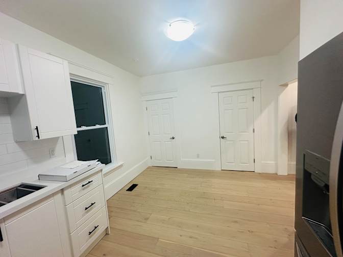 Khushreet Kaur's room