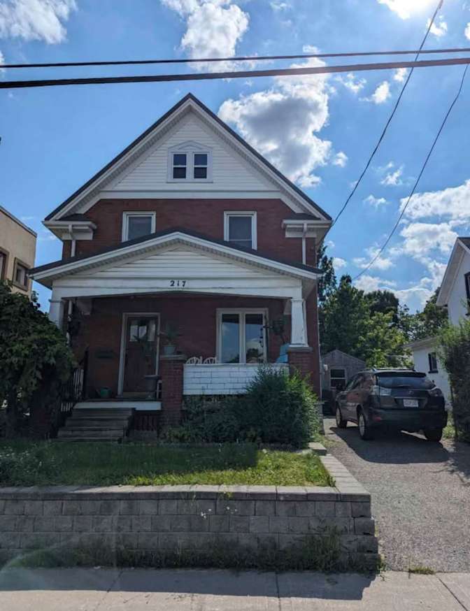 Stephen Wright's room