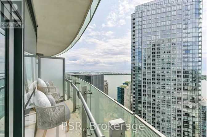 Raunak Agarwal's room