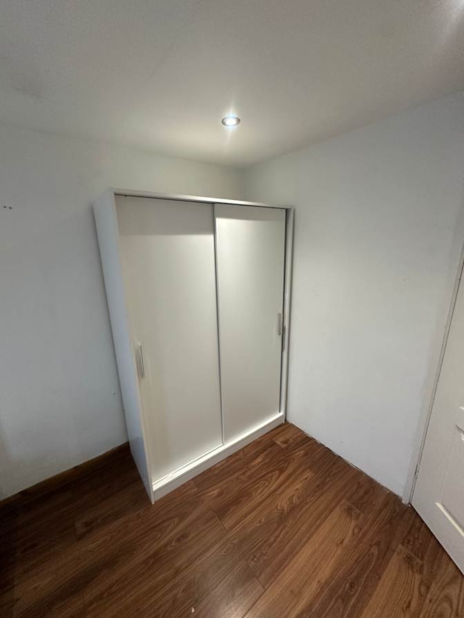 Photo of Thus's room