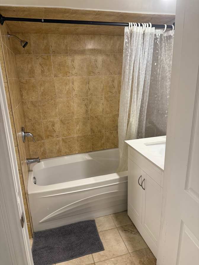 Photo of Khanh's room