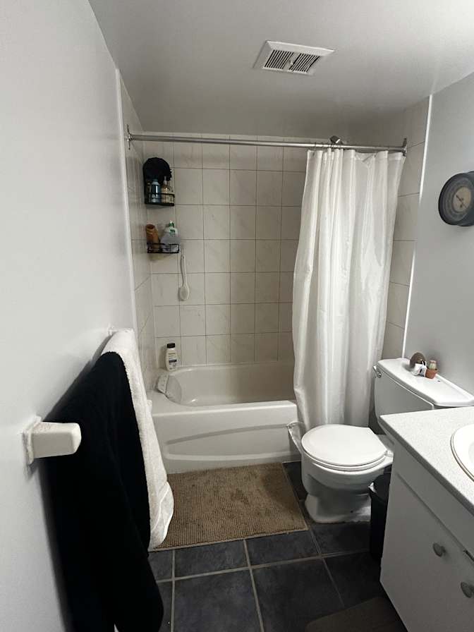 Sharlie Larose Leclair's room