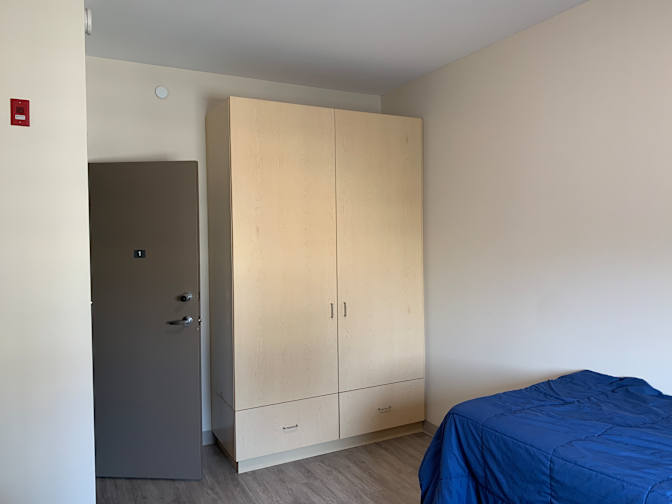 shruti singhvi's room