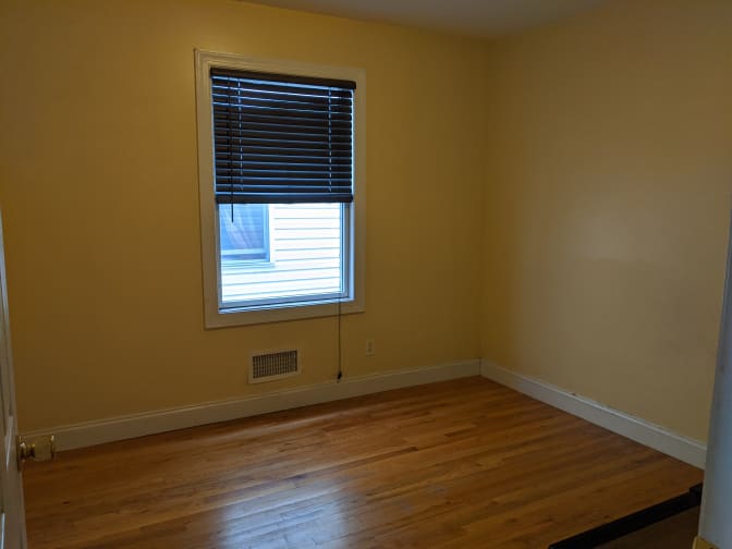 Photo of Joyous's room