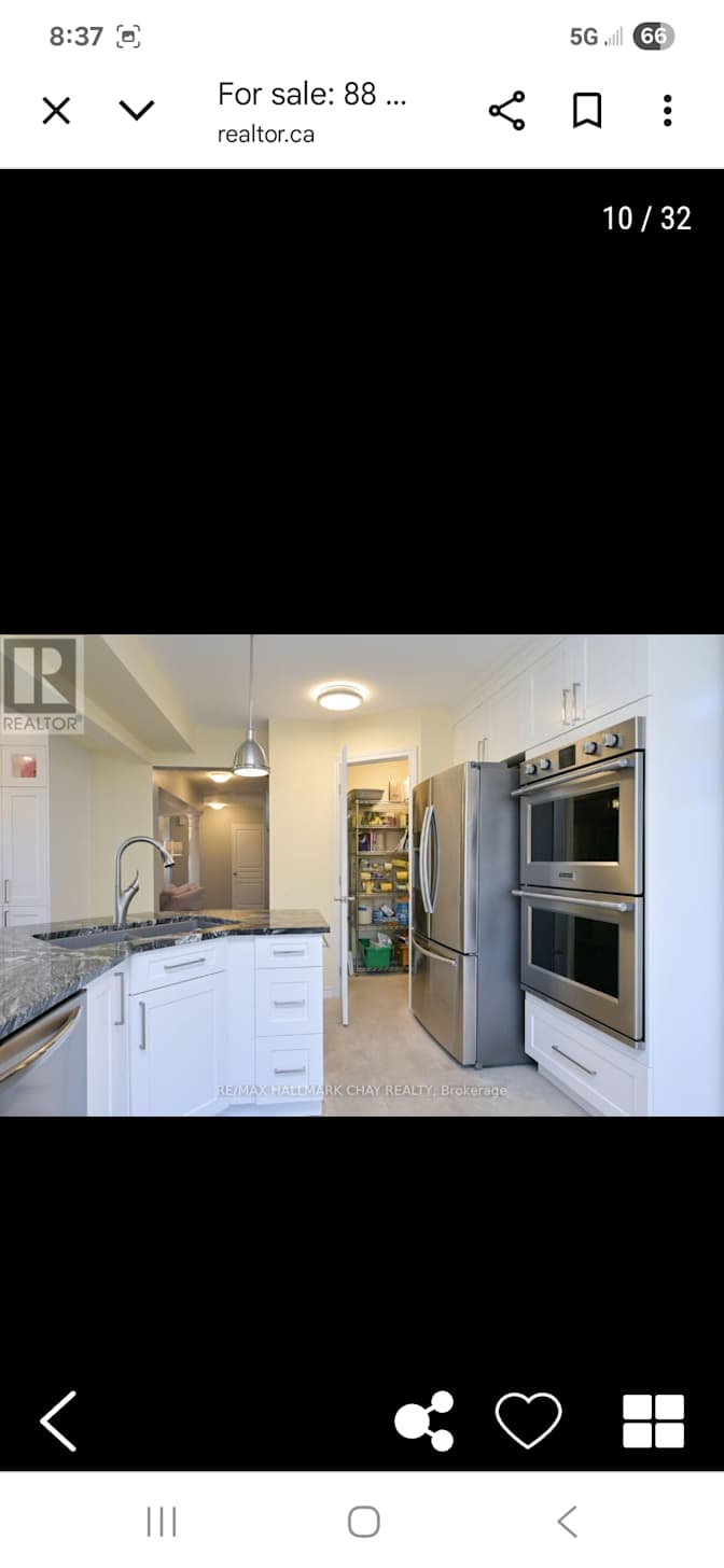 Photo of Mike Annis's room